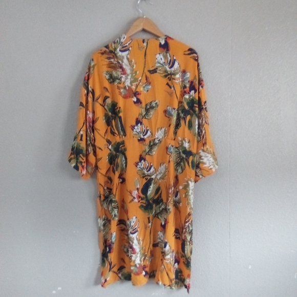 Active USA beach top size 1xl ( box BZ ) - Picture 2 of 3